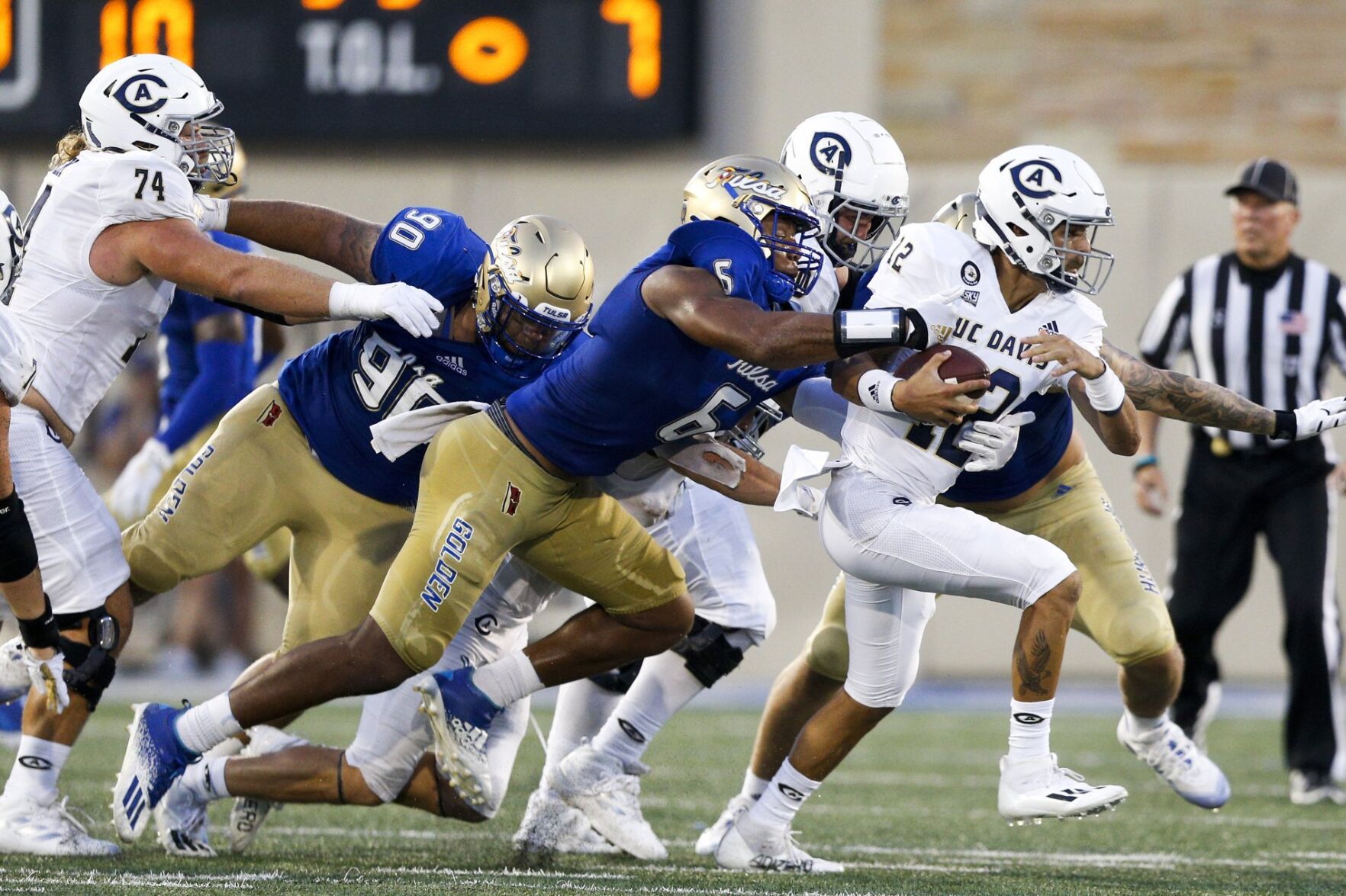 Tulsa Golden Hurricane vs UC Davis Aggies